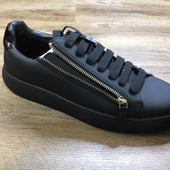 Zara | Shoes | Nwt Zara Shoes Trainers Zipsides Blackgold | Poshmark